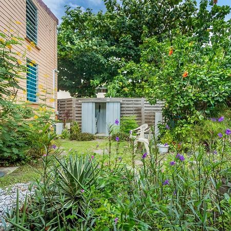 Appartement Charmant Au Carbet Avec Vue Sur La Mer 50 M² Le Carbet Esterno foto
