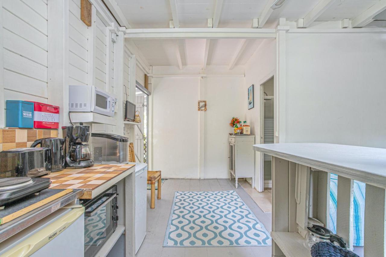 Appartement Charmant Au Carbet Avec Vue Sur La Mer 50 M² Le Carbet Esterno foto