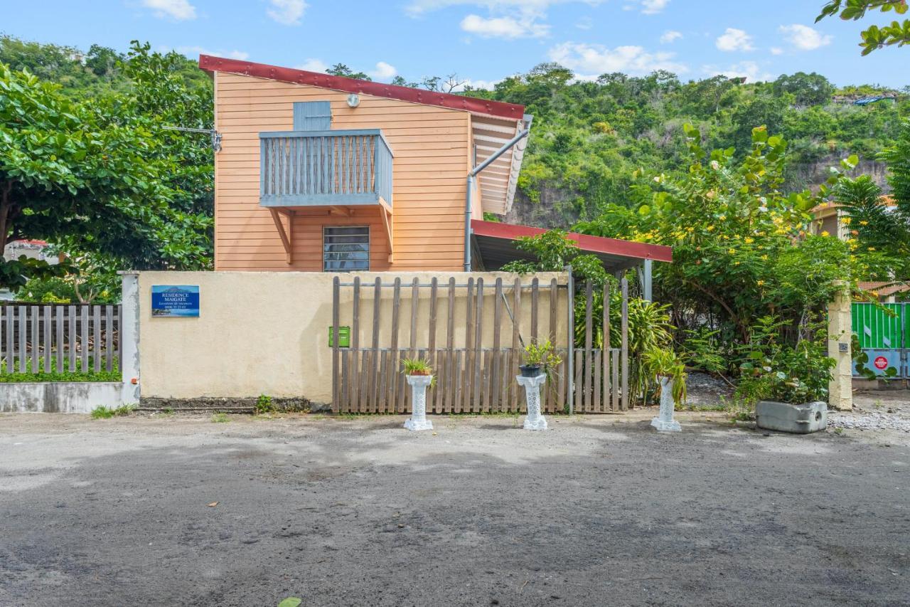 Appartement Charmant Au Carbet Avec Vue Sur La Mer 50 M² Le Carbet Esterno foto
